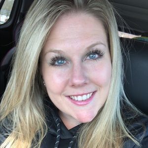 Meet your Posher, Charlene